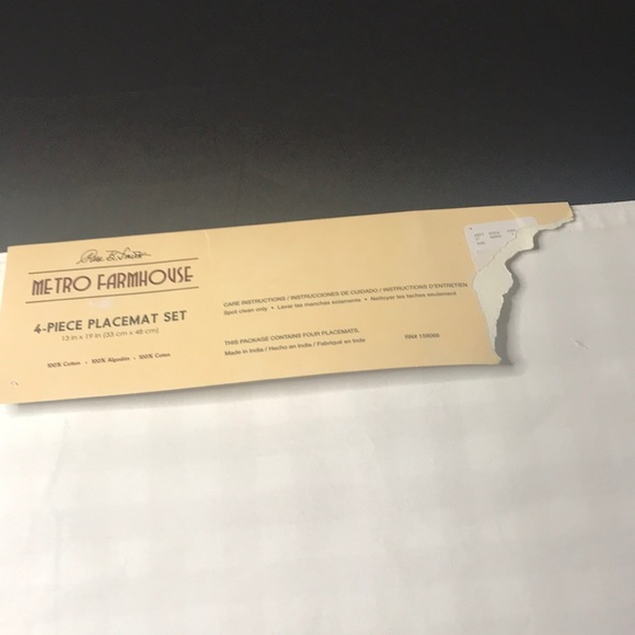 Nwt Metro Farmhouse bunny set of 4 placemats - Picture 6 of 8